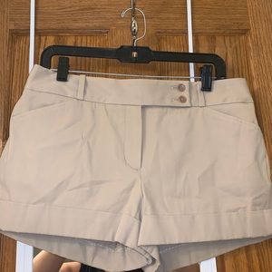 BCBGMAXAZRIA Cuffed Shorts Medium Khaki